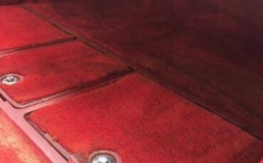 Chevrolet-Corvette-1978-Silver-Burgundy-2