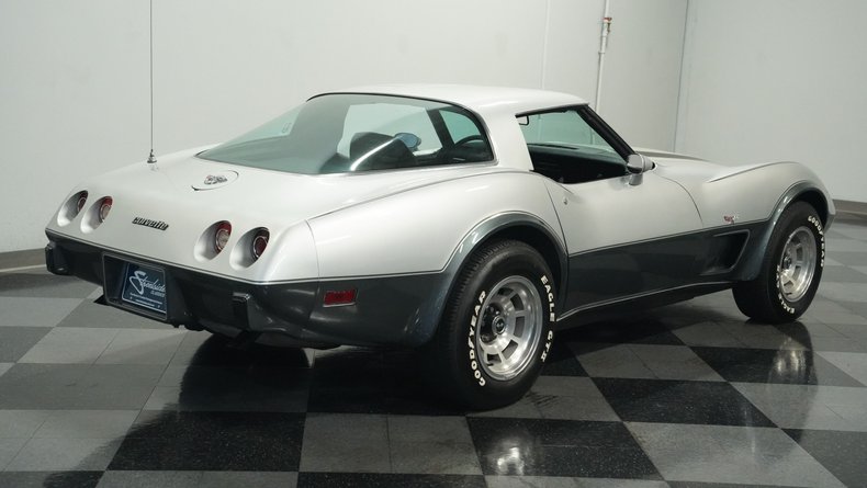 Chevrolet-Corvette-1978-Silver-Metallic-Black-24