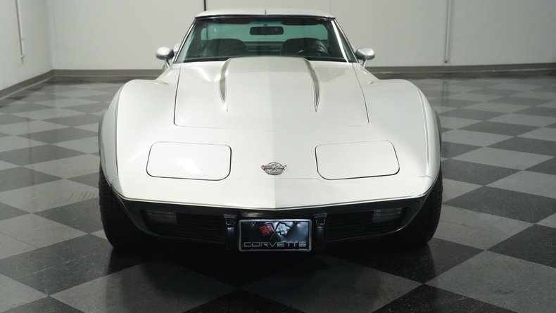 Chevrolet-Corvette-1978-Silver-Metallic-Black-29