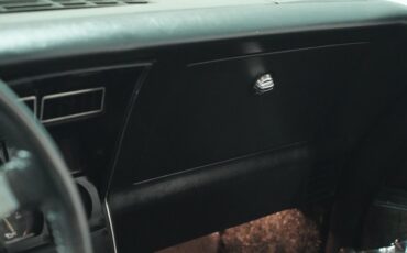 Chevrolet-Corvette-1978-Silver-Metallic-Black-9