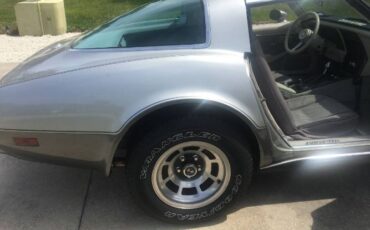Chevrolet-Corvette-1978-Two-Tone-Metallic-Si-10