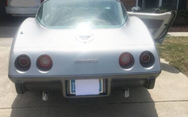 Chevrolet-Corvette-1978-Two-Tone-Metallic-Si-5