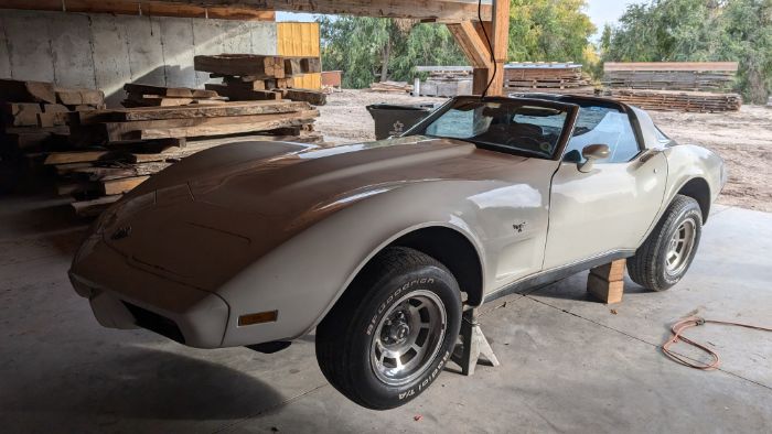 Chevrolet-Corvette-1978-White-5