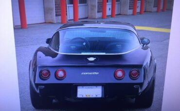 Chevrolet-Corvette-1978-black-4