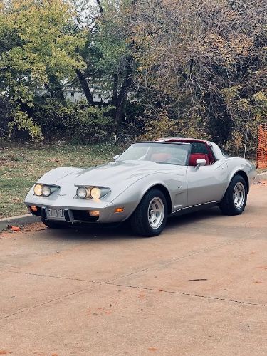 Chevrolet-Corvette-1979-2