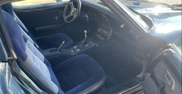 Chevrolet-Corvette-1979-4