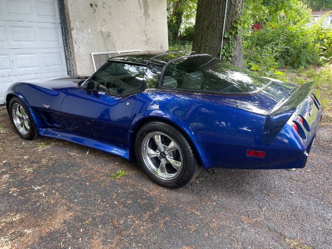 Chevrolet-Corvette-1979-Blue-1