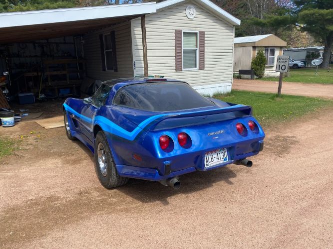 Chevrolet-Corvette-1979-Blue-20
