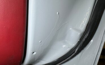 Chevrolet-Corvette-1979-Classic-White-Medium-Red-28