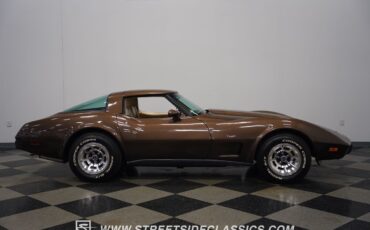 Chevrolet-Corvette-1979-Coupe-16