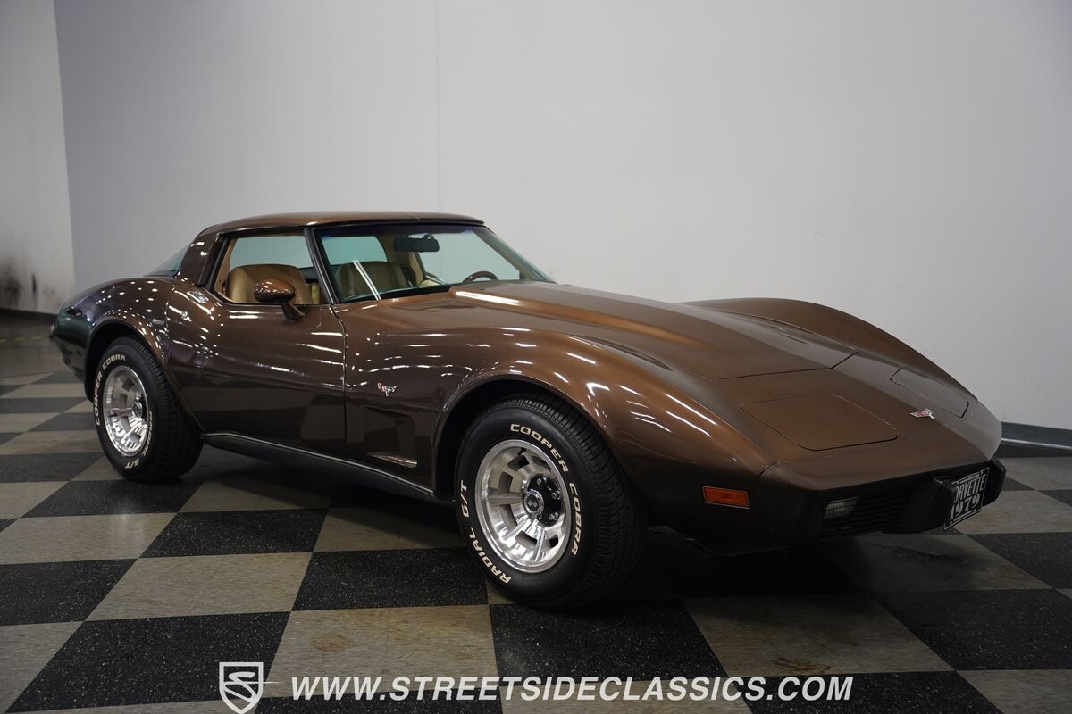 Chevrolet-Corvette-1979-Coupe-18