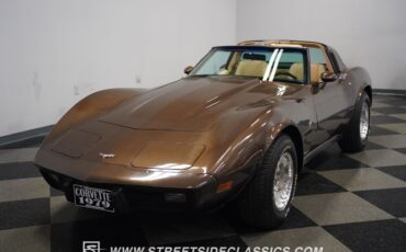 Chevrolet-Corvette-1979-Coupe-21