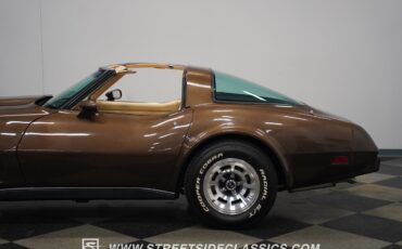 Chevrolet-Corvette-1979-Coupe-27