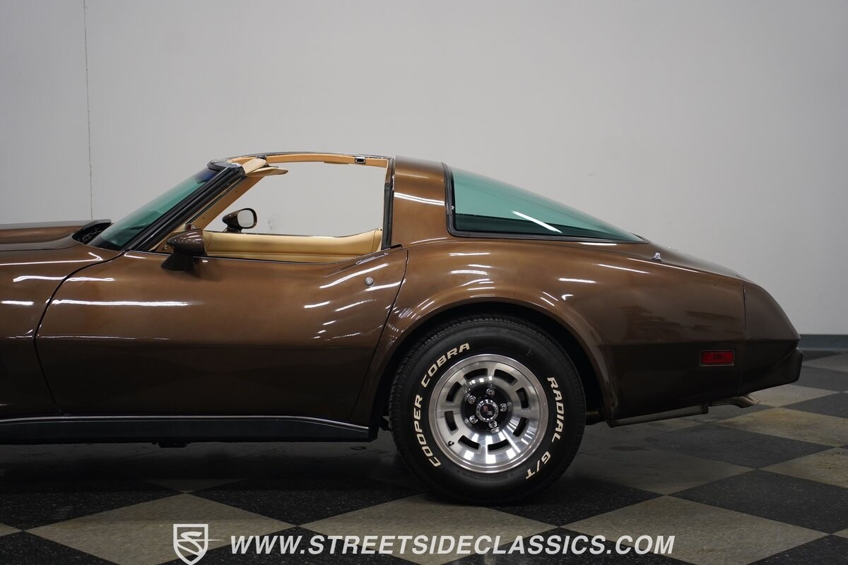 Chevrolet-Corvette-1979-Coupe-27