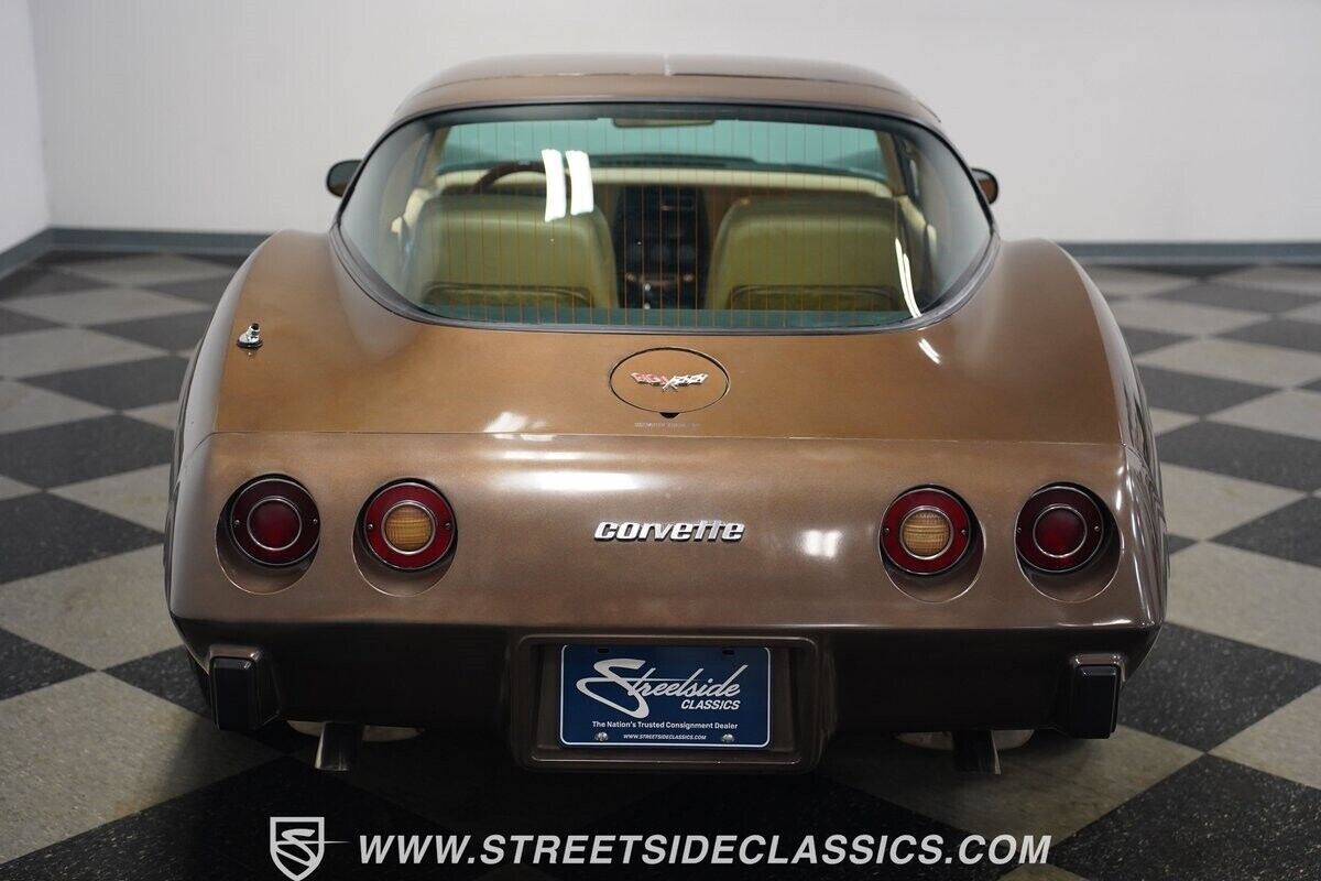 Chevrolet-Corvette-1979-Coupe-28