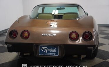 Chevrolet-Corvette-1979-Coupe-30