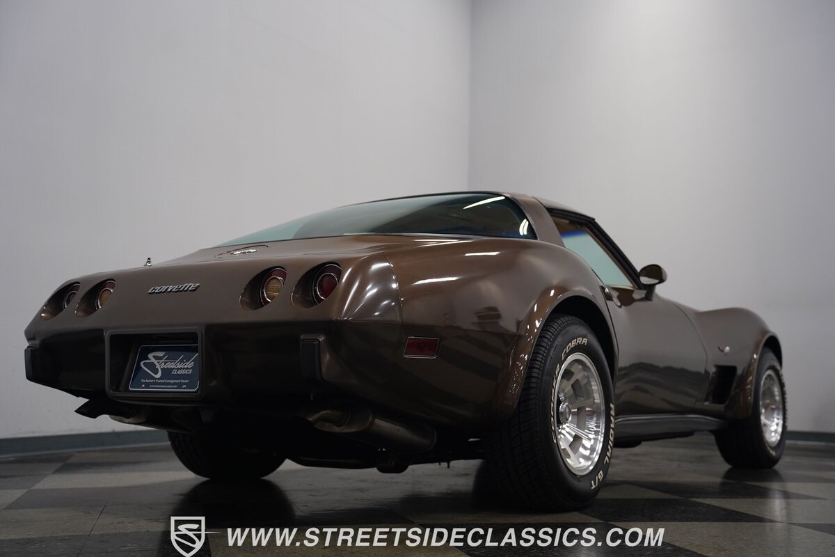 Chevrolet-Corvette-1979-Coupe-31