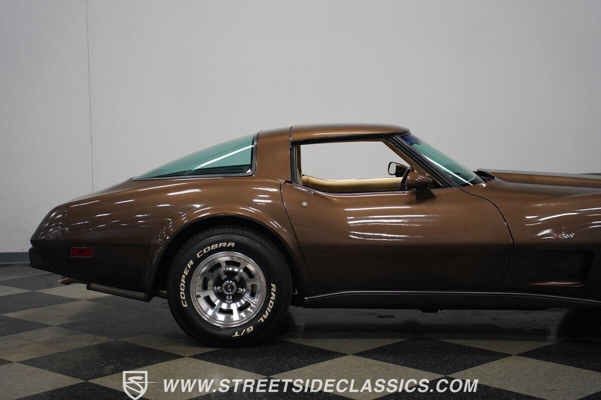 Chevrolet-Corvette-1979-Coupe-33