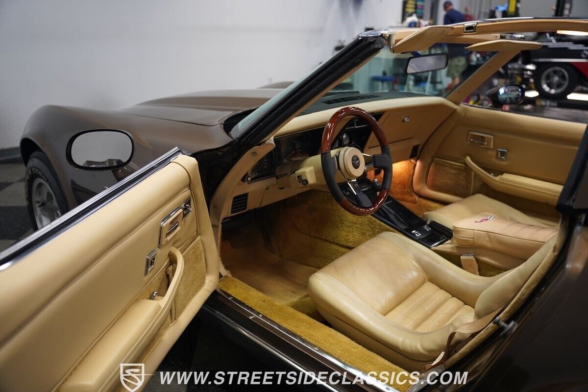 Chevrolet-Corvette-1979-Coupe-4