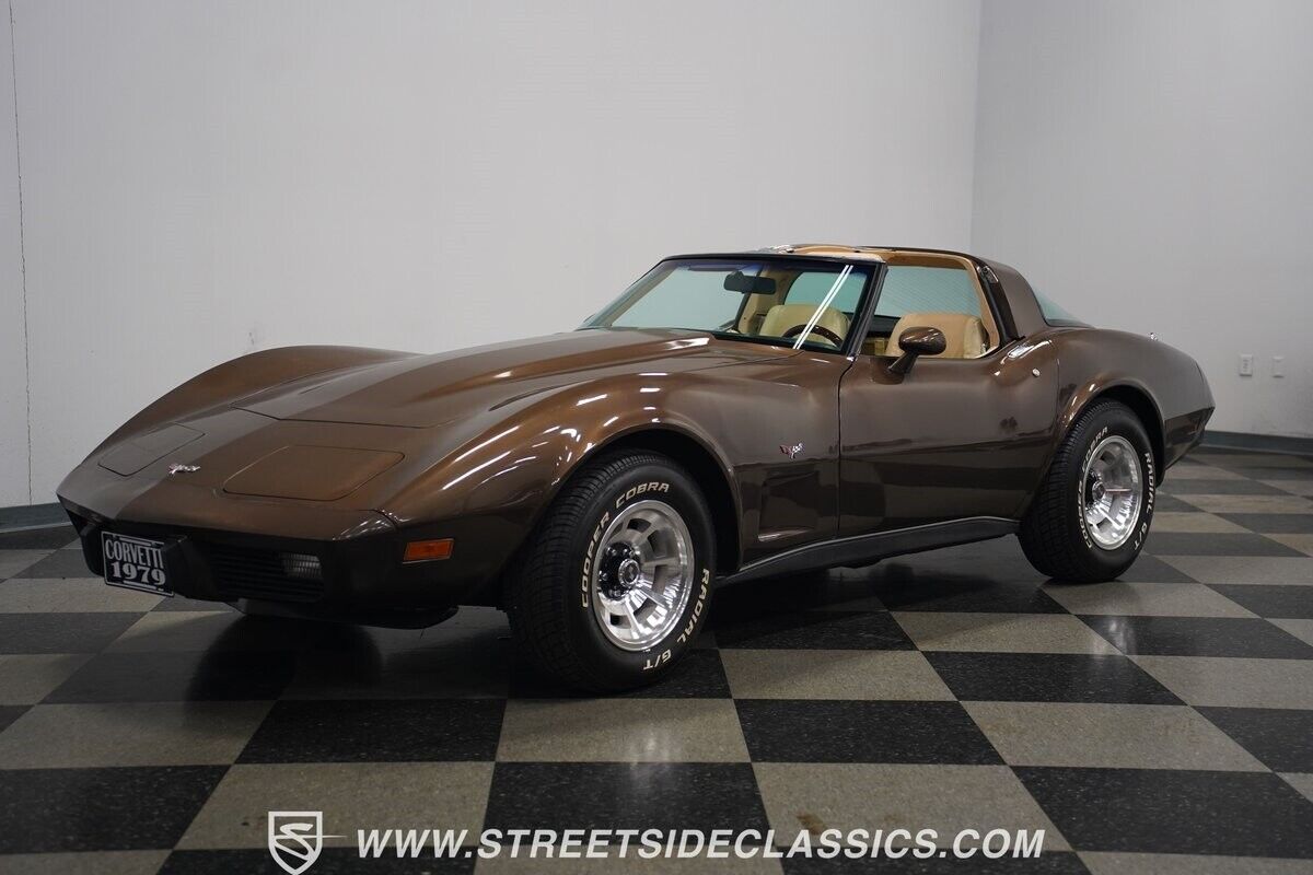 Chevrolet-Corvette-1979-Coupe-7