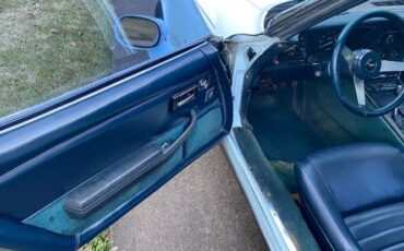 Chevrolet-Corvette-1979-Frost-Blue-Blue-Leather-13