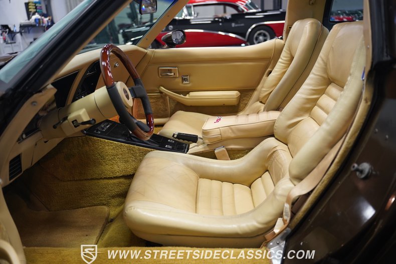 Chevrolet-Corvette-1979-Hilton-Brown-Metalli-Tan-39