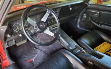 Chevrolet-Corvette-1979-Red-Black-1