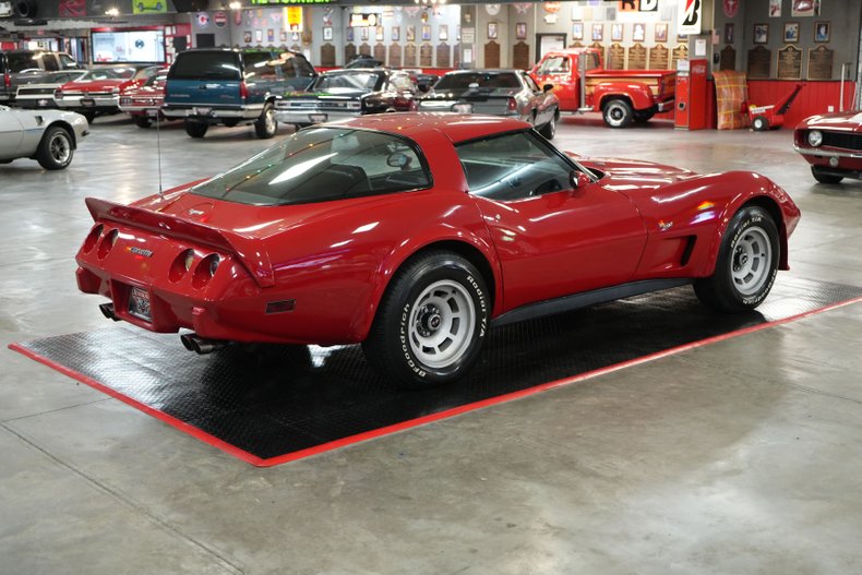 Chevrolet-Corvette-1979-Red-Black-11