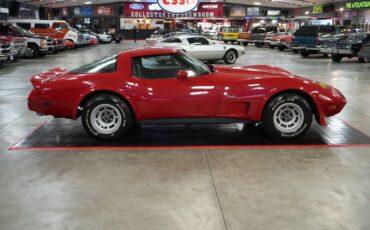 Chevrolet-Corvette-1979-Red-Black-12