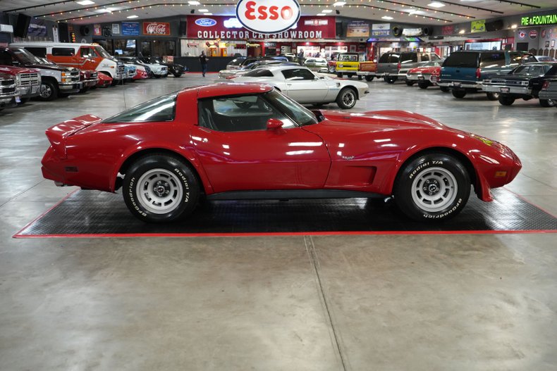 Chevrolet-Corvette-1979-Red-Black-12