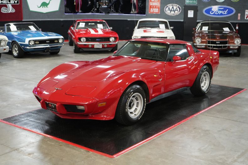 Chevrolet-Corvette-1979-Red-Black-15