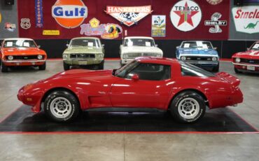 Chevrolet-Corvette-1979-Red-Black-16