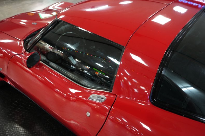 Chevrolet-Corvette-1979-Red-Black-2
