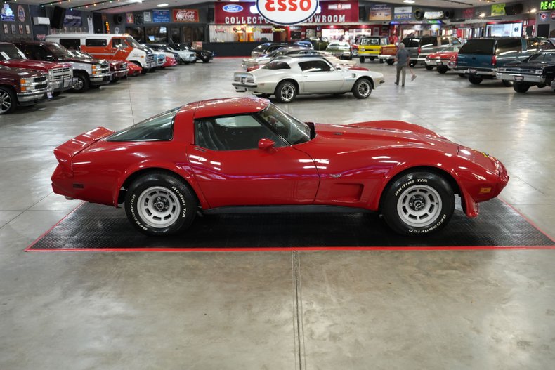 Chevrolet-Corvette-1979-Red-Black-20