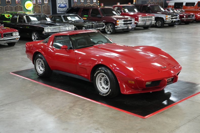 Chevrolet-Corvette-1979-Red-Black-21