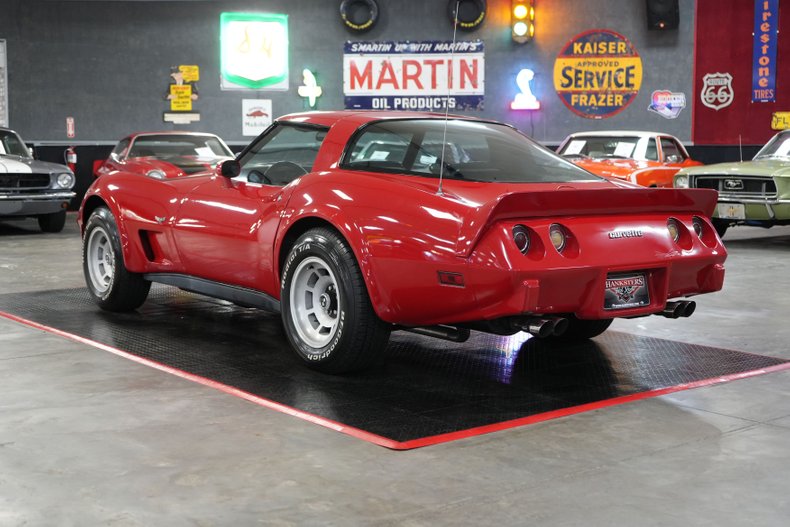 Chevrolet-Corvette-1979-Red-Black-25