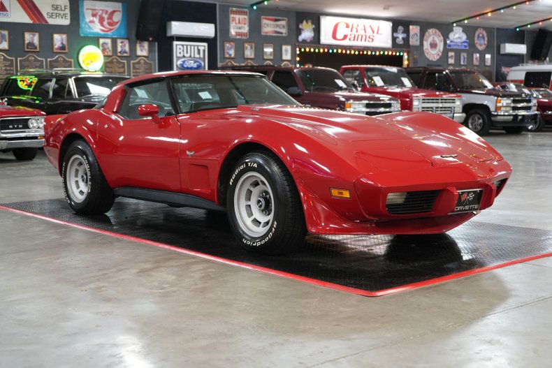 Chevrolet-Corvette-1979-Red-Black-28