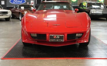 Chevrolet-Corvette-1979-Red-Black-29