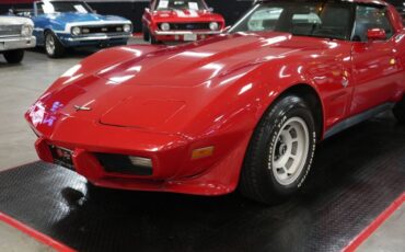 Chevrolet-Corvette-1979-Red-Black-38