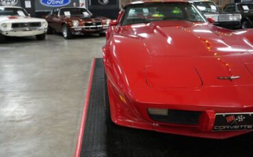 Chevrolet-Corvette-1979-Red-Black-40