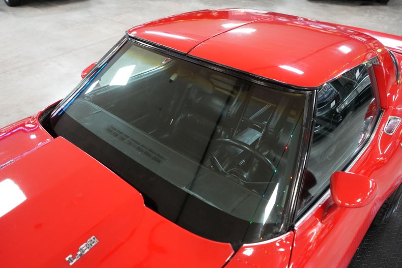 Chevrolet-Corvette-1979-Red-Black-46