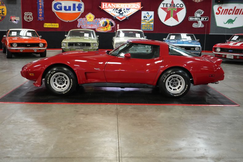 Chevrolet-Corvette-1979-Red-Black-8