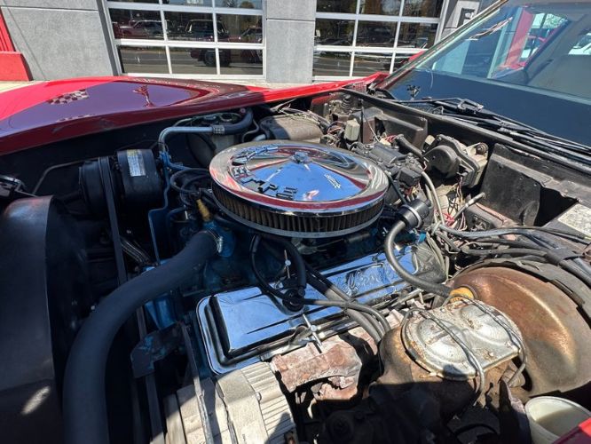 Chevrolet-Corvette-1979-Red-Leather-13