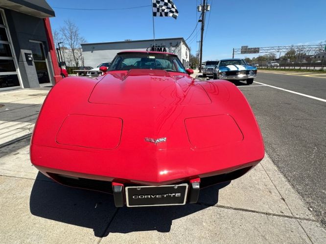 Chevrolet-Corvette-1979-Red-Leather-21