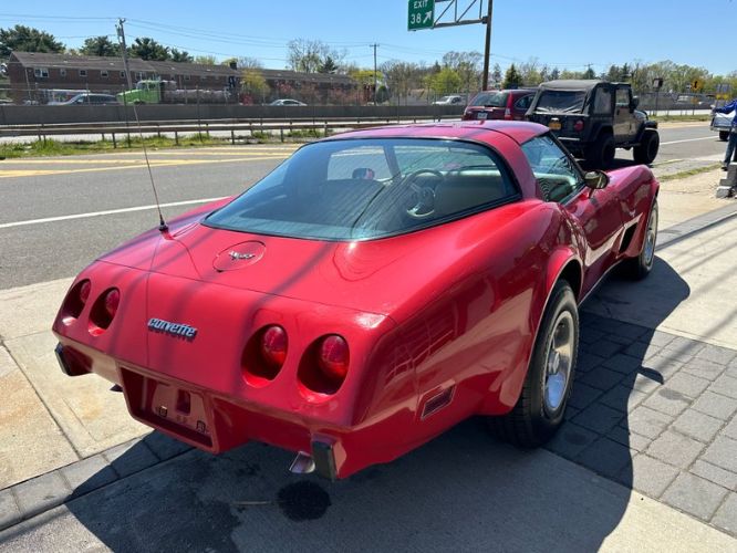 Chevrolet-Corvette-1979-Red-Leather-22