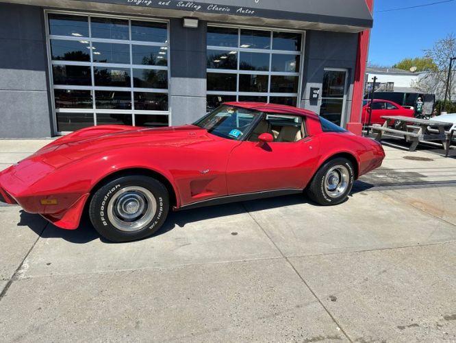 Chevrolet-Corvette-1979-Red-Leather-3