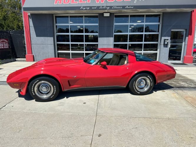 Chevrolet-Corvette-1979-Red-Leather-4