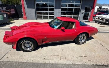 Chevrolet-Corvette-1979-Red-Leather-5