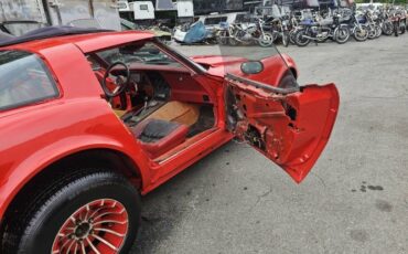 Chevrolet-Corvette-1979-Red-Red-1