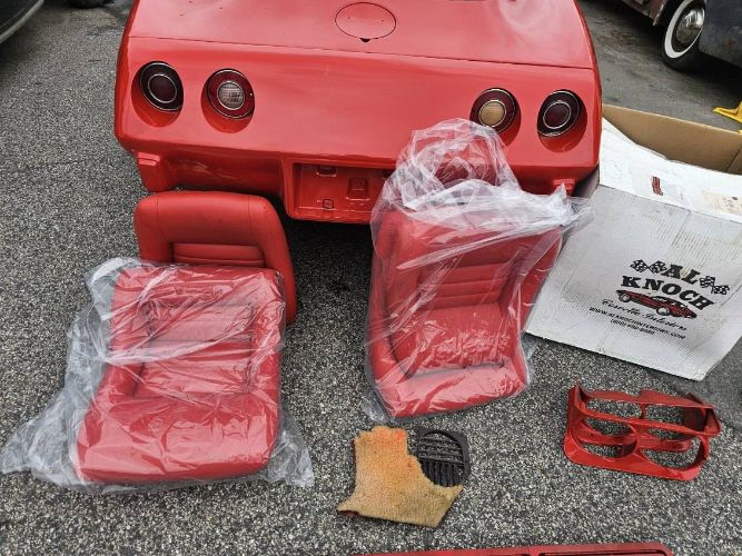 Chevrolet-Corvette-1979-Red-Red-11